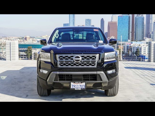 2023 Nissan Frontier SV