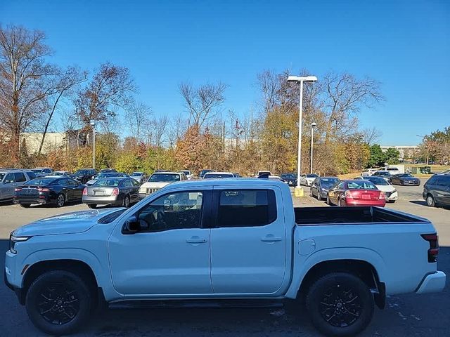 2023 Nissan Frontier SV