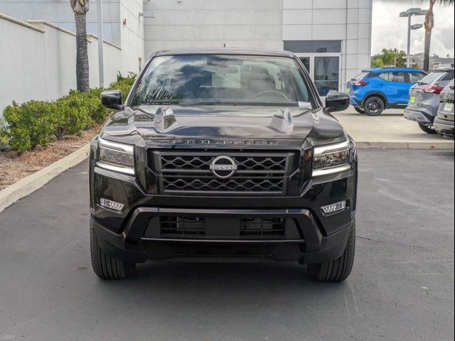 2023 Nissan Frontier SV