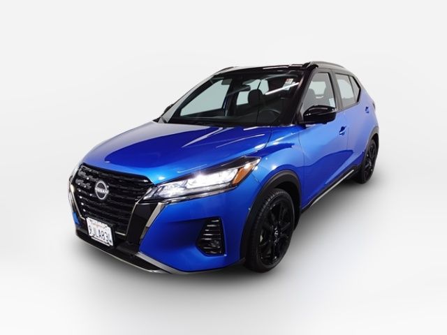 2023 Nissan Kicks SR