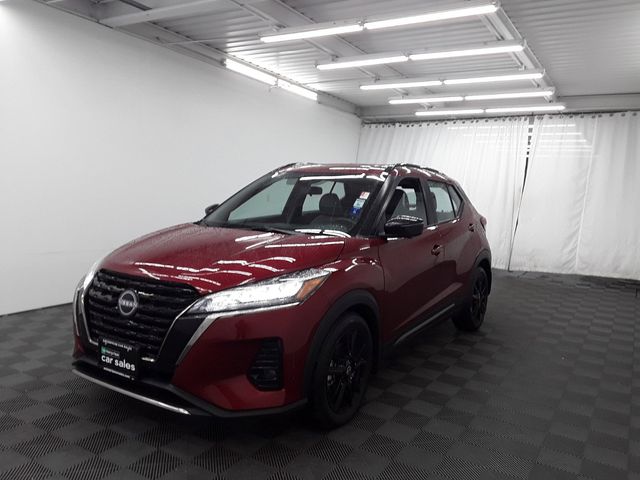 2023 Nissan Kicks SR