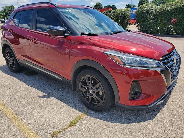 2023 Nissan Kicks SR