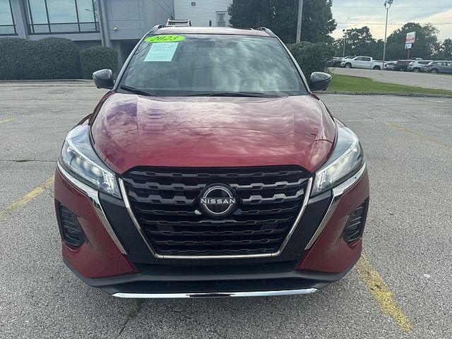 2023 Nissan Kicks SR