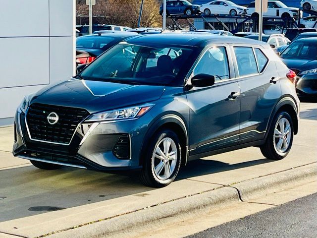 2023 Nissan Kicks S