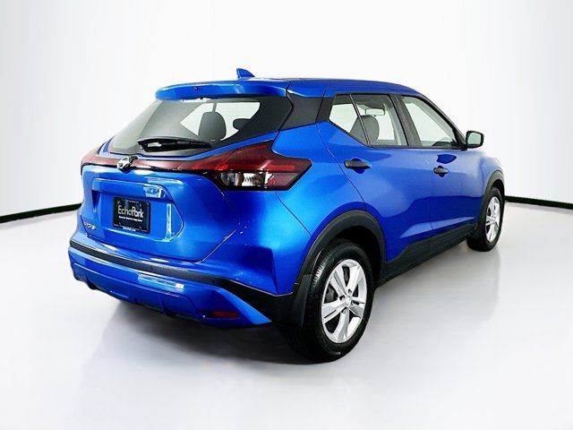 2023 Nissan Kicks S