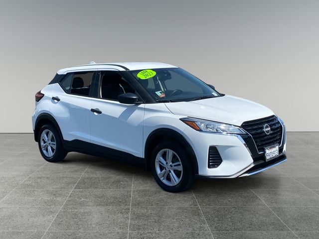 2023 Nissan Kicks S