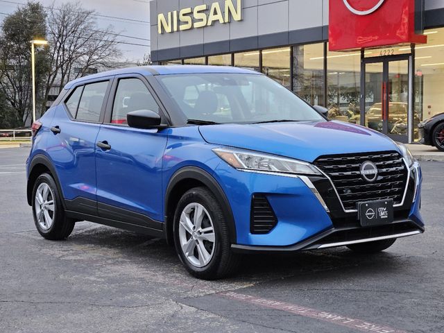 2023 Nissan Kicks S