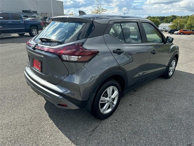 2023 Nissan Kicks S