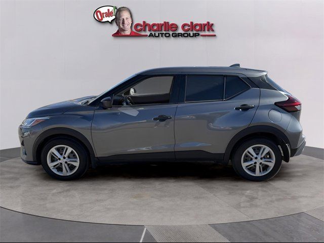 2023 Nissan Kicks S