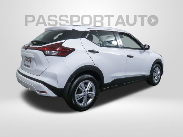 2023 Nissan Kicks S