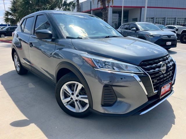 2023 Nissan Kicks S