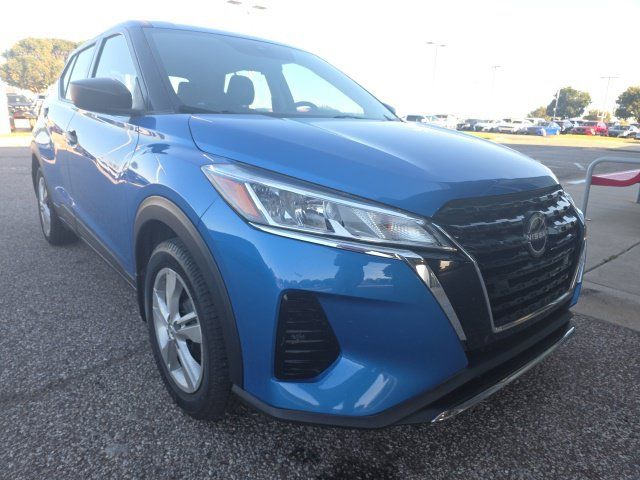 2023 Nissan Kicks S