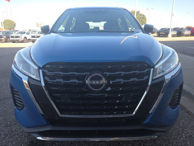 2023 Nissan Kicks S