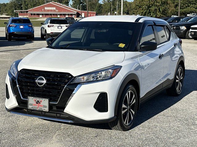 2023 Nissan Kicks S