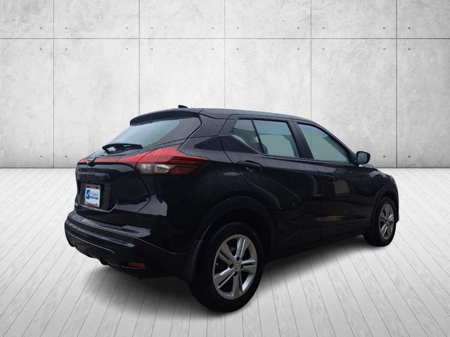 2023 Nissan Kicks S