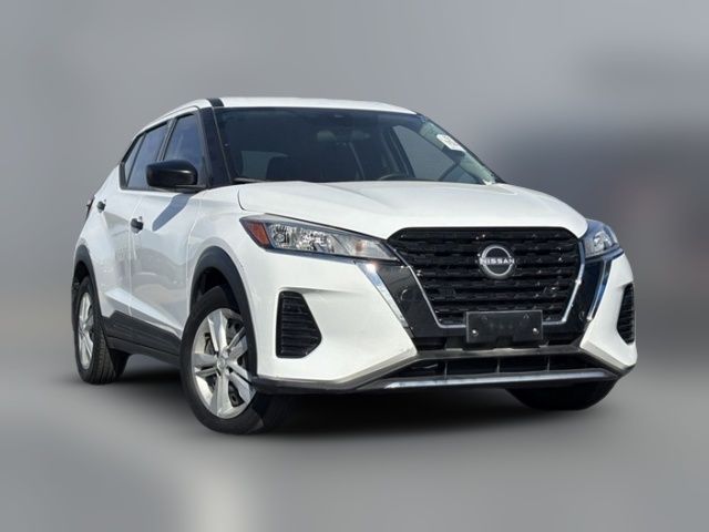 2023 Nissan Kicks S