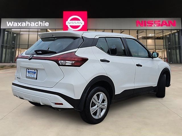 2023 Nissan Kicks S