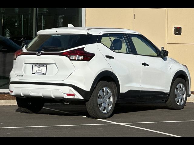 2023 Nissan Kicks S