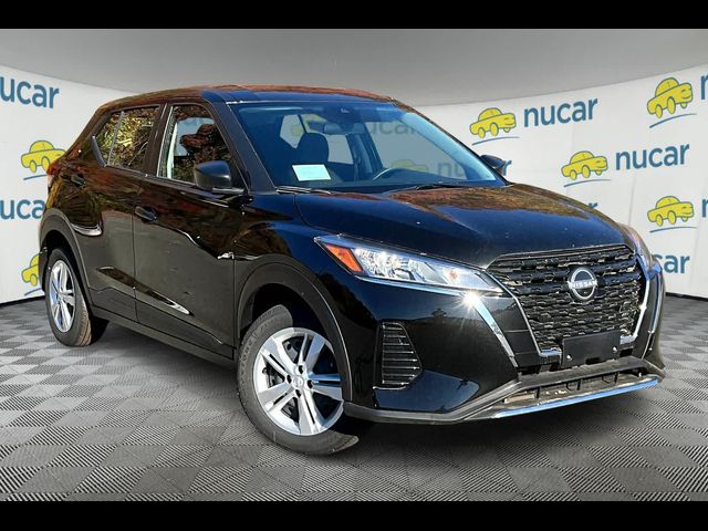 2023 Nissan Kicks S