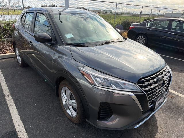 2023 Nissan Kicks S