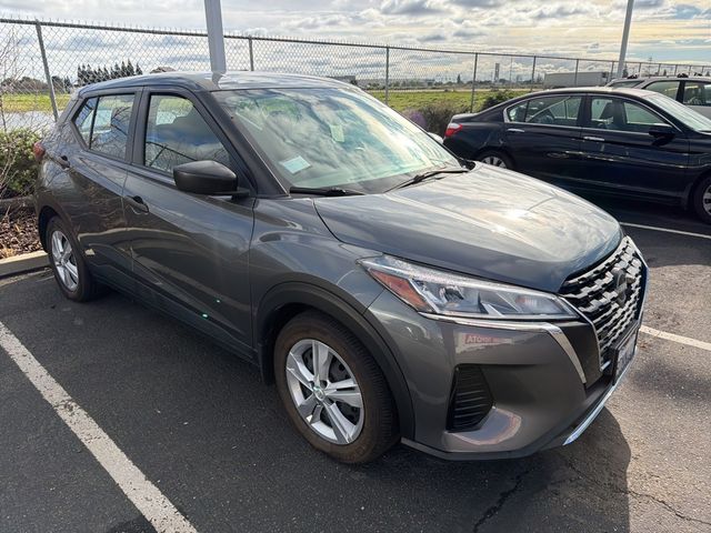 2023 Nissan Kicks S