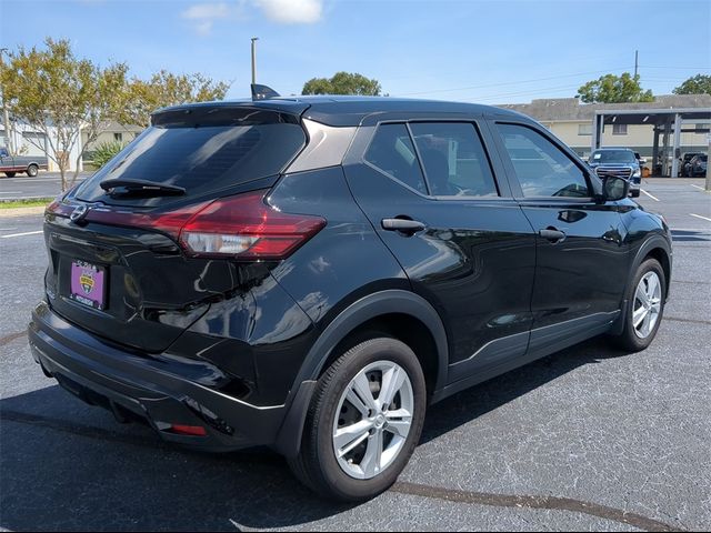 2023 Nissan Kicks S