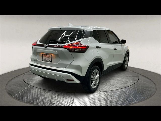 2023 Nissan Kicks S