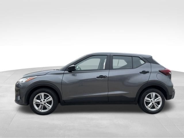 2023 Nissan Kicks S