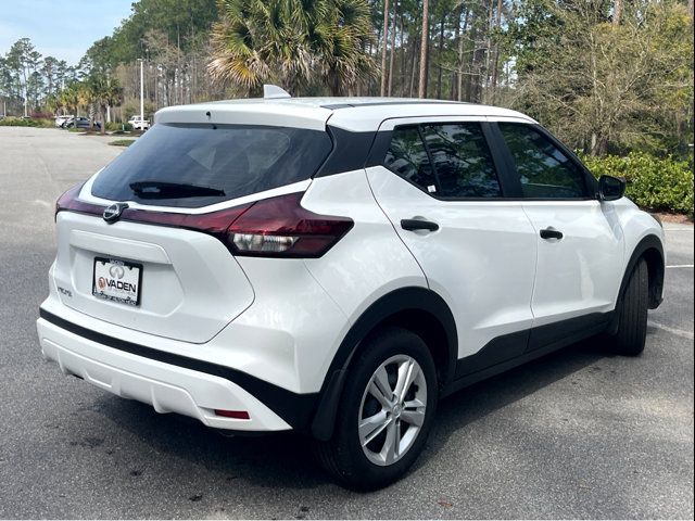 2023 Nissan Kicks S