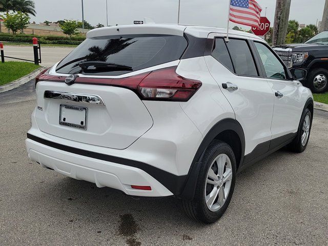 2023 Nissan Kicks S