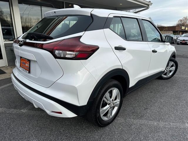 2023 Nissan Kicks S