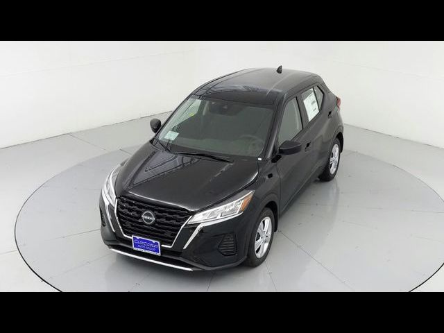 2023 Nissan Kicks S