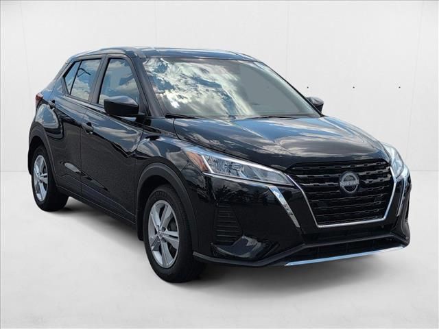 2023 Nissan Kicks S