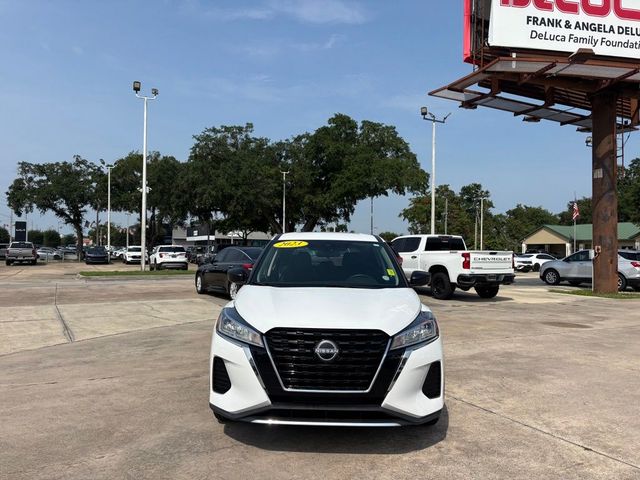 2023 Nissan Kicks S