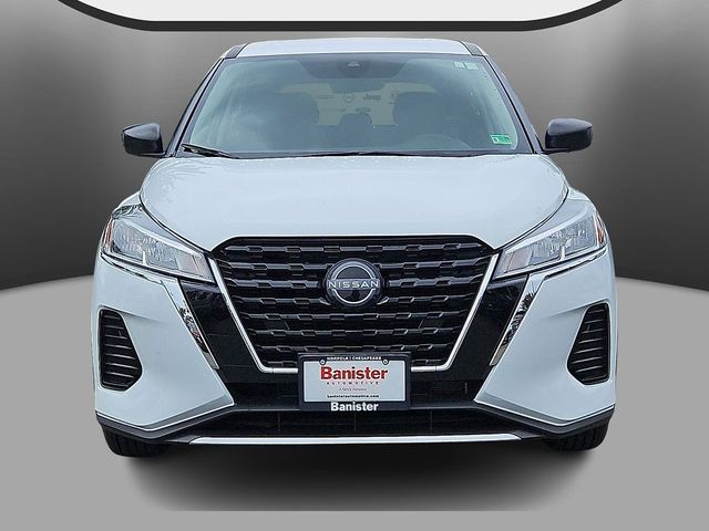 2023 Nissan Kicks S