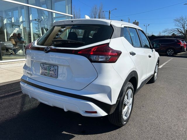 2023 Nissan Kicks S