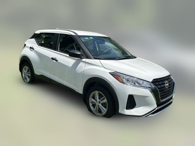 2023 Nissan Kicks S