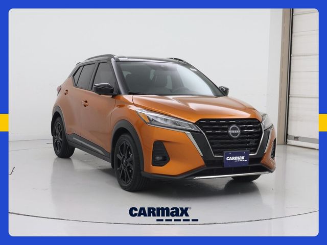 2023 Nissan Kicks SR