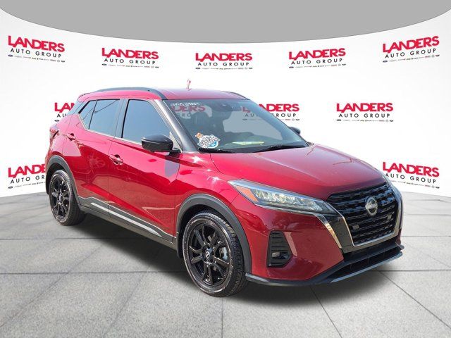 2023 Nissan Kicks SR
