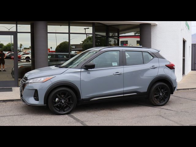 2023 Nissan Kicks SR