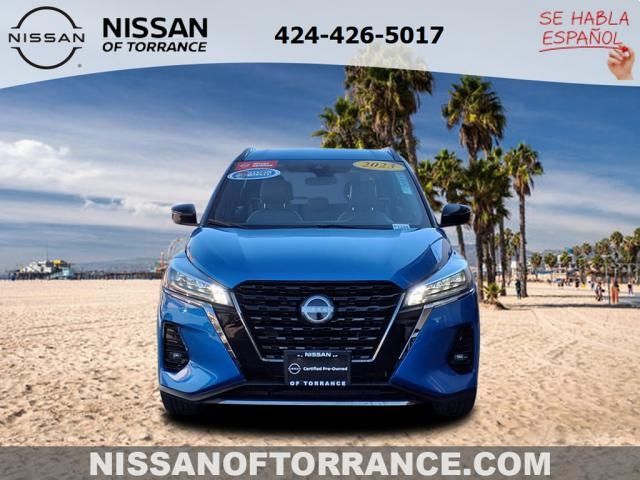 2023 Nissan Kicks SR