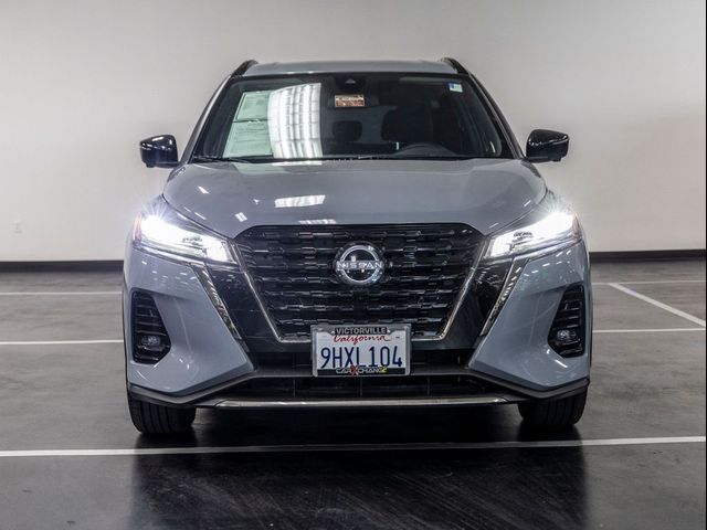 2023 Nissan Kicks SR