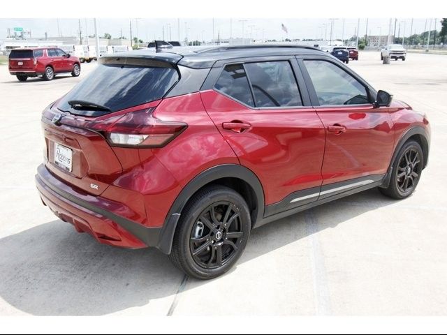 2023 Nissan Kicks SR
