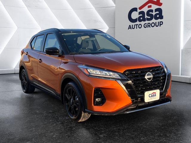 2023 Nissan Kicks SR