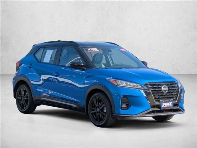 2023 Nissan Kicks SR