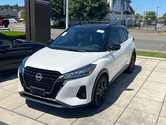 2023 Nissan Kicks SR