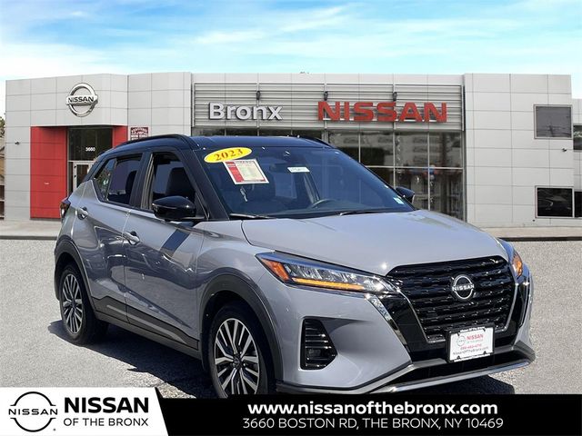 2023 Nissan Kicks SR
