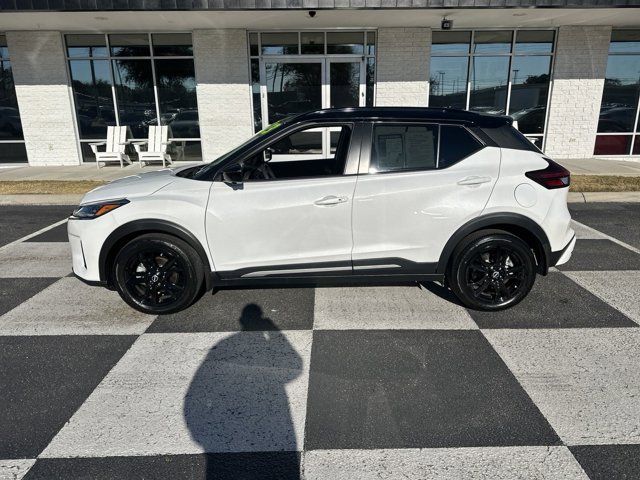 2023 Nissan Kicks SR