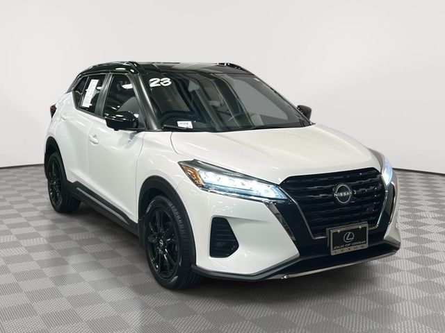 2023 Nissan Kicks SR
