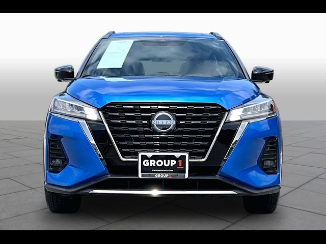 2023 Nissan Kicks SR
